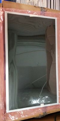 Goede prijs. 18,5 inch 1366x768 resolutie LCD monitor met 250cd/m2 helderheid en 30K uur WLED-achtergrondverlichting voor desktop online